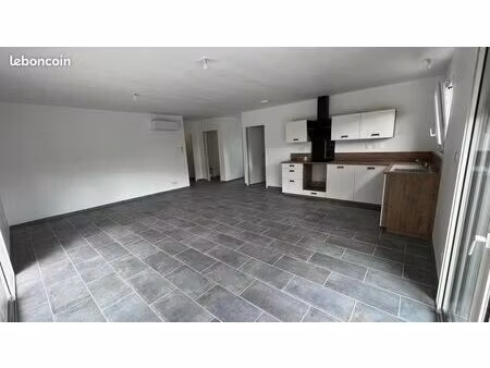 maison 100m2 à louer 828 cc/mois