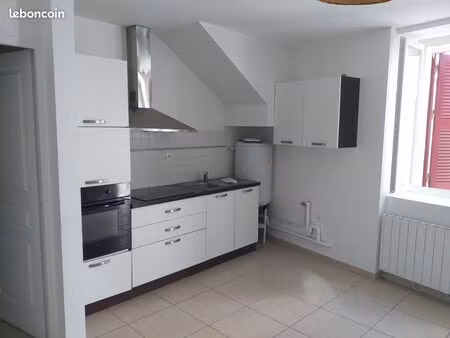 studio 25m² à louer - centre-ville de montgeron