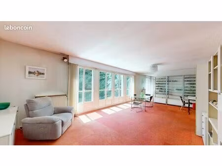 appartement 5 pièces 102 m²