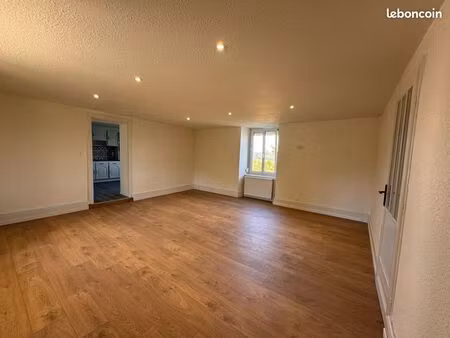 appartement t3 - 110m2 - rez de chaussée avec jardin, garage et parking