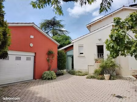 maison 4 chambres, avec garage et grand jardin, secteur mathalin
