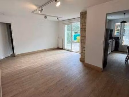 location maison à talence (33400) : à louer / 75m² talence