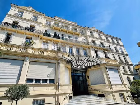 exclusivite superbe studio plein centre ville