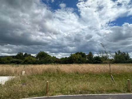 terrain viabilisé 699m2