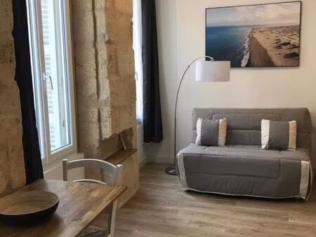 appartement t1 bis bordeaux - 31 m2 - 810 euros ttc