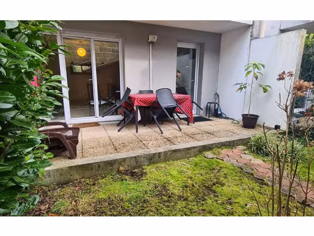 location appartement, 62.42 m² t-3 à bordeaux, 1 196 €