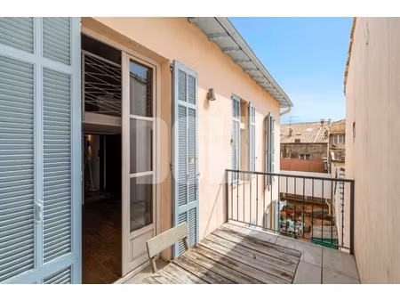 immeuble en plein coeur de cannes