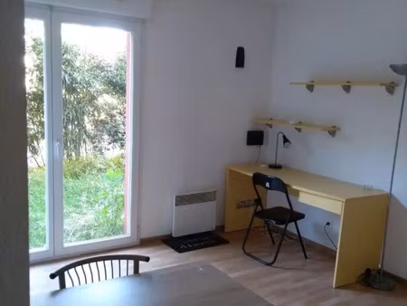 appartement studio pessac - 20 m2 - 627 euros ttc