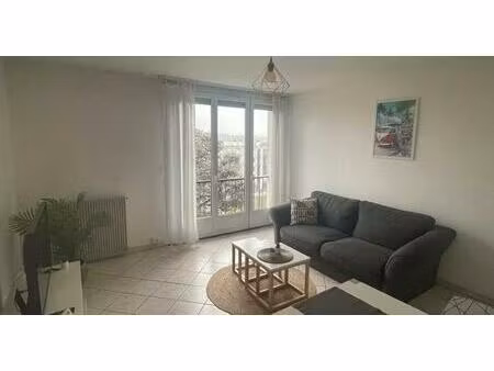 appartement t3 pessac - 60 m2 - 990 euros ttc