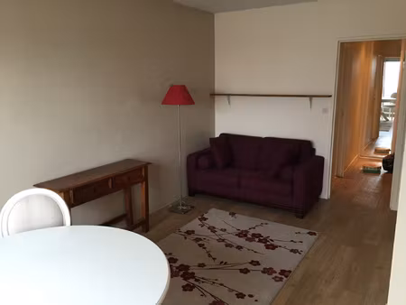 studio meublé,de 26.57 m2 rue championnet 75017