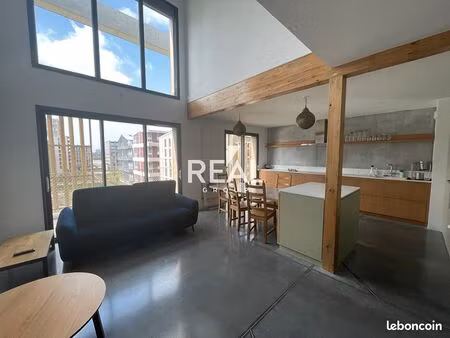 triplex 4 pièces 100 m²