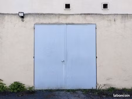 grand garage / quartier charlet - st bonnet