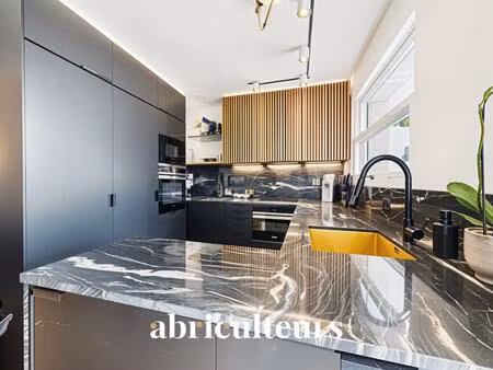 bel appartement 3 pièces avec balcon - rénové avec climatisation - saint-mandé