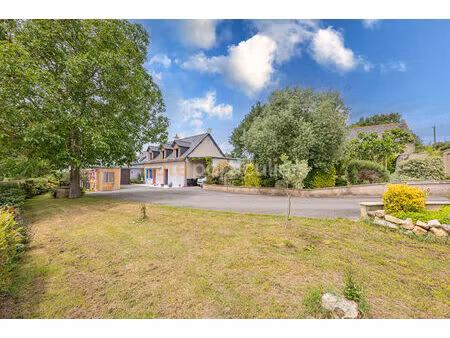 maison martigne ferchaud 8 pièce(s) 153 m2maison familiale de caractère ? 5 chambres, bure