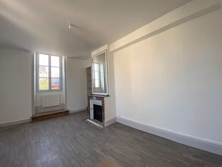 rue jules noriac, t1bis refait à neuf de 28.70 m² !