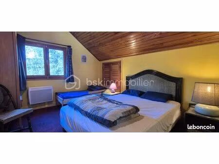 chalet 7 pièces 121 m²
