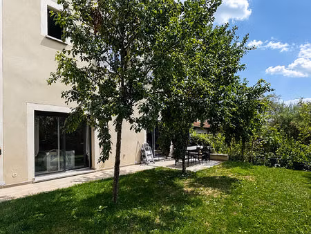maison saint germain en laye 7 pièces 187 m2, 204 m2 de terrain