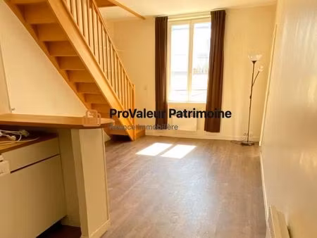 studio 1 pièce 24 m²