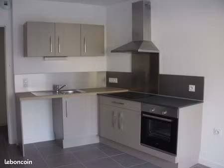 location t3 rez de jardin, quartier zola, nantes