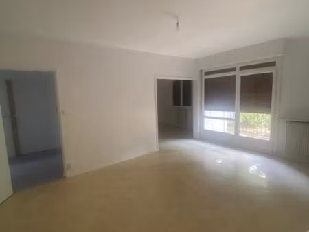 appartement 4 pièces 94 m²