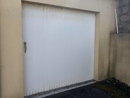 à louer garage roscoff