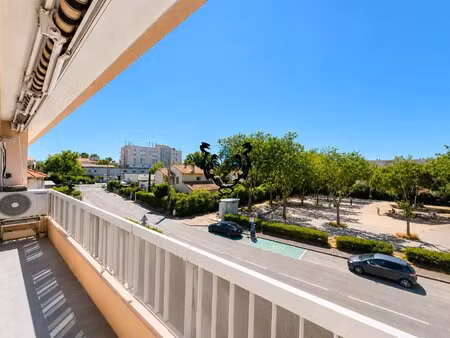 fréjus - appartement t3 avec balcon de 67.70 m2