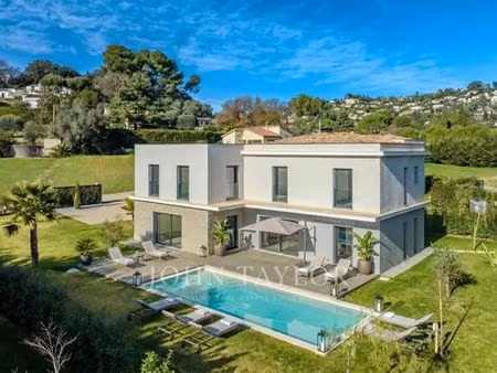 maison de luxe de 5 pièces en location à mougins, france
