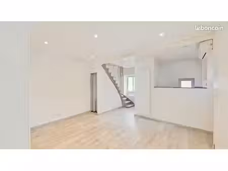maison de ville 3 pièces 50 m²