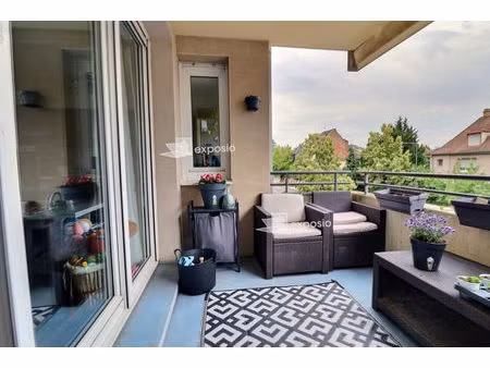 en exclusivite appartement proche tram avec garage