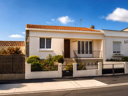 maison de ville sur un terrain de 641 m2