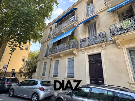 à louer appartement bourgeois t4 de 93 m2 quai de la fon