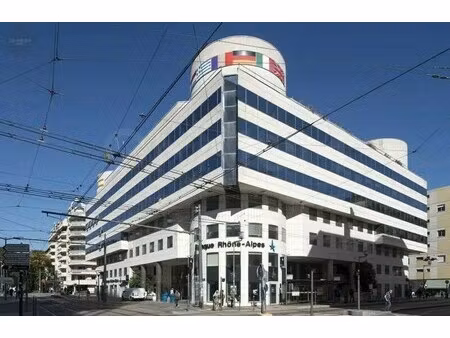 vente bureaux 135 m² à 3 032 m²