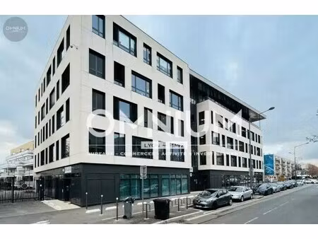 vente bureaux 262 m² à 698 m²