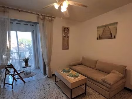 canet-plage – secteur port – studio meublé