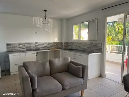 f4 à louer meublé avec grande terrasse