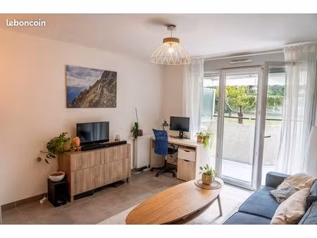 antibes – t2 meublé et équipé – 42 m² – terrasse – garage fermé – proche sophia antipolis