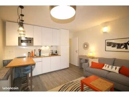 studio rénové, mériadeck, 26m2