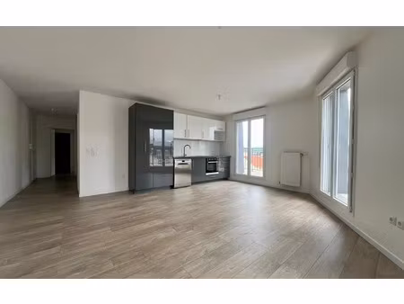 location appartement, 75.55 m² t-4 à le plessis-bouchard, 1 450 €