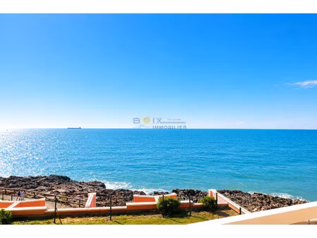 2 pieces front de mer a la corniche