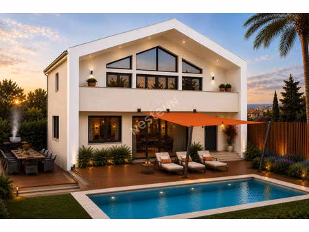 exceptionnelle propriété contemporaine de prestige à saint cyr sur mer - lecques