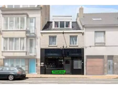 habitation entièrement rénovée avec local commercial à mari…