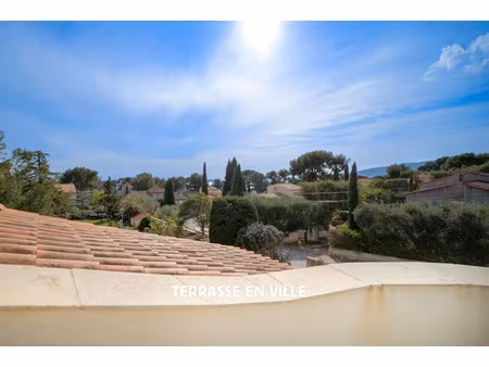 belle villa renovee 214m2 - quartier fontsainte - t2 indepen