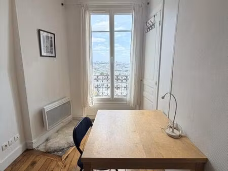 studio / 19m² / château rouge (ligne 4)