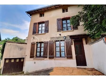 maison ancienne de 93 m² à escoutoux