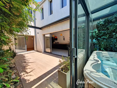 maison de ville avec jacuzzi et garage corinne ponce