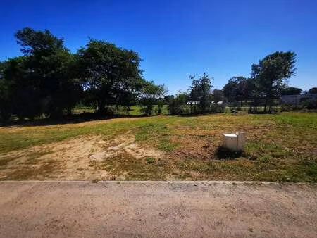 vente terrain au cours (56230) : à vendre / le cours