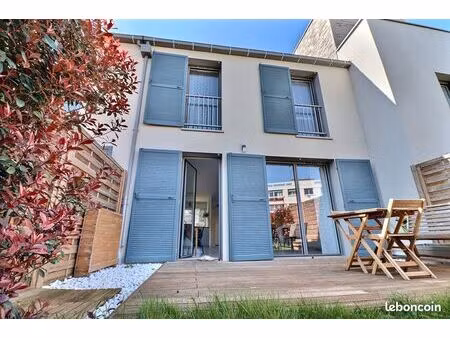 maison 5 pièces 93 m²