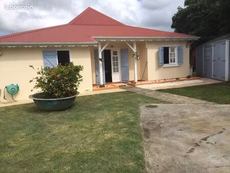villa 4 pièces 147 m²