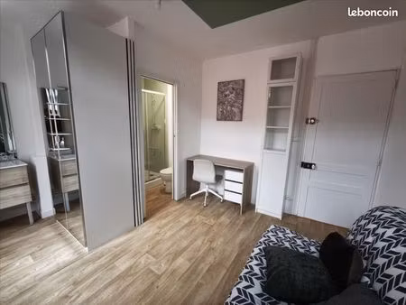 appartement 1 pièce 13 m²