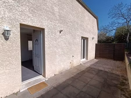 maison duplex, 2 chambres, parking, grande terrasse